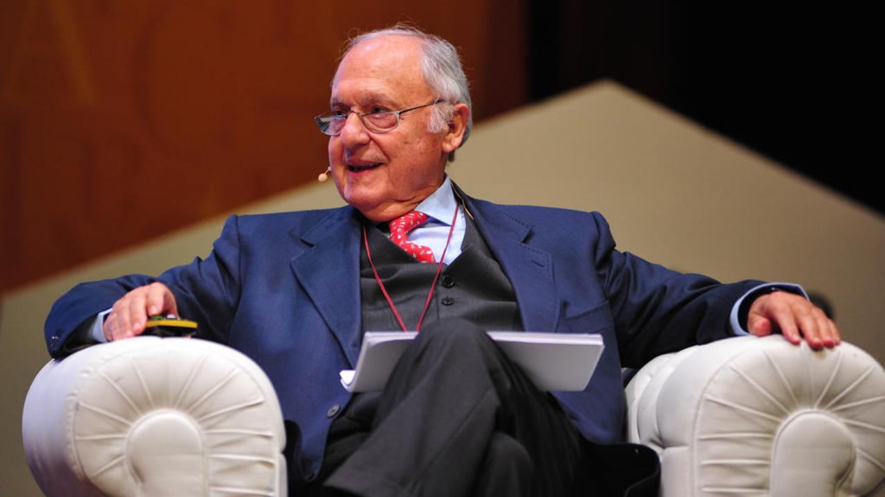 11FESTIVAL DELL'ECONOMIA Perché l’euromoneta non basta Nella foto: Paolo SAVONA Data 27 maggio 2023 Luogo: TEATRO SOCIALE [ Domenico Salmaso - Archivio Ufficio Stampa PAT]